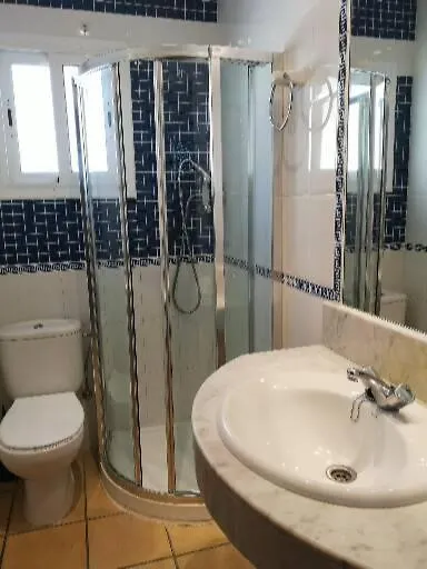 Apartamentos Famara Lloret de Mar 0*,